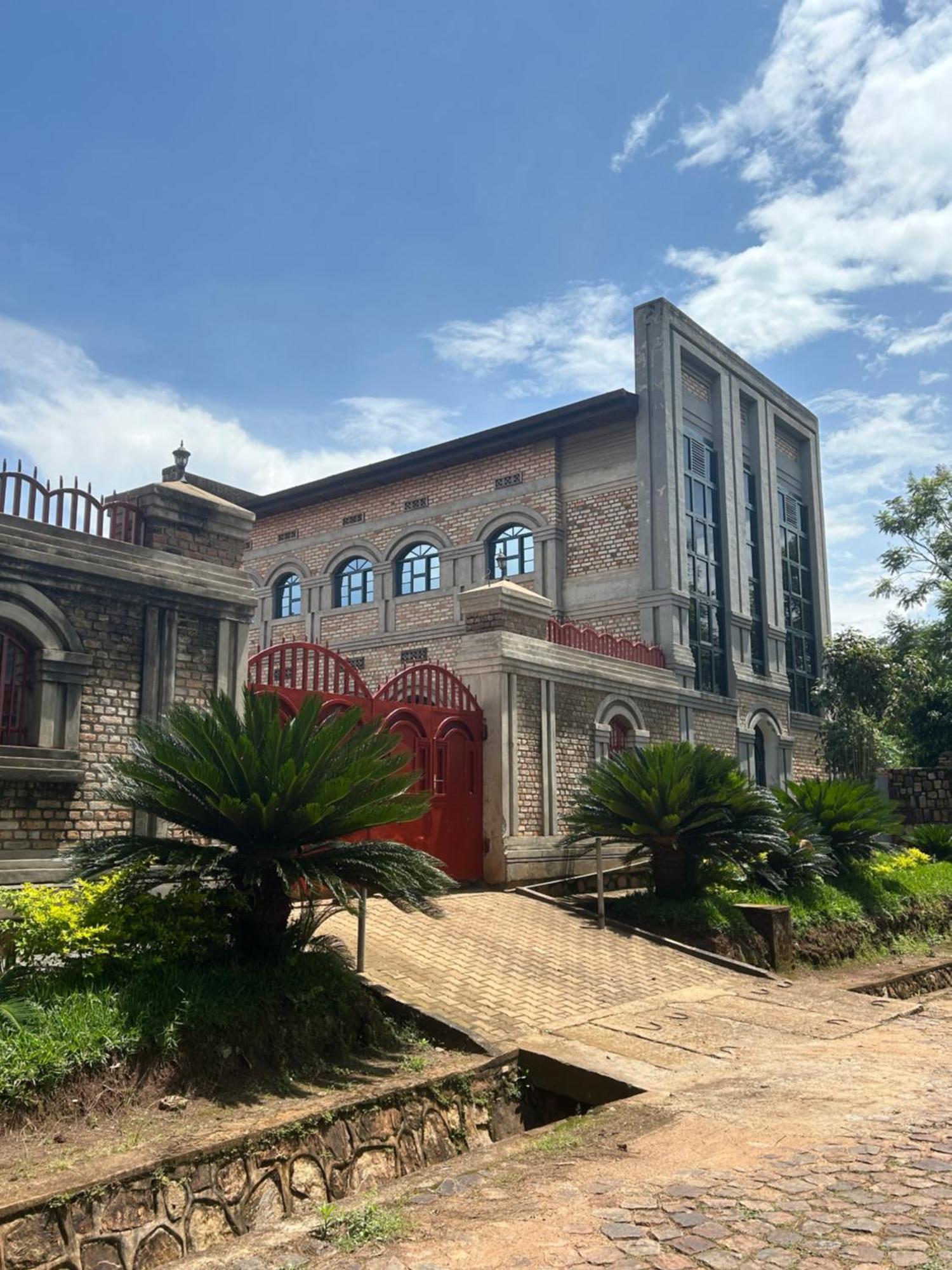 Stany'S Apartments Butare Bagian luar foto